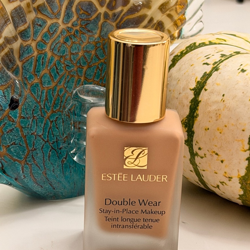 Estee Lauder Double Wear Foundation - Tan 3N1